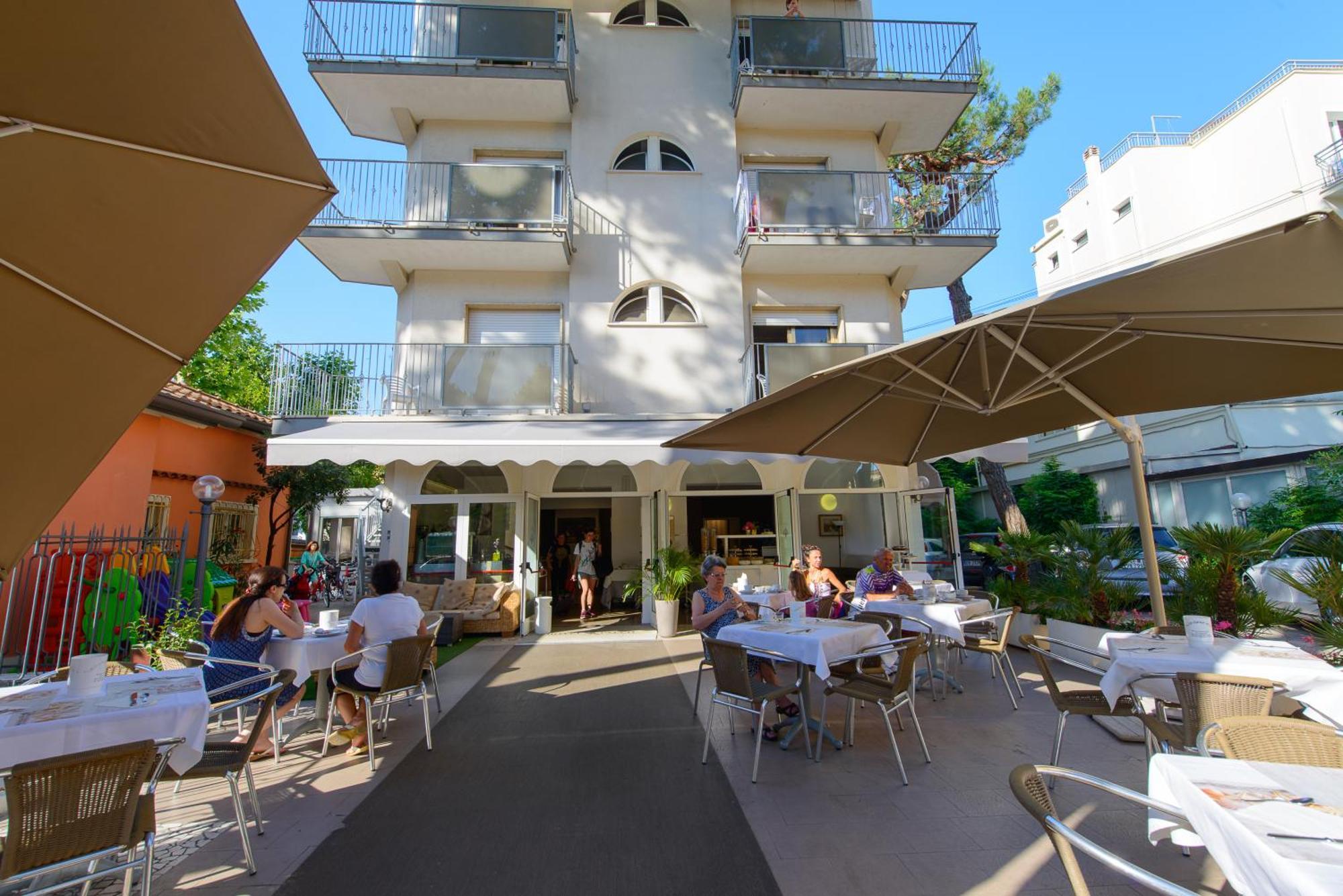 Hotel Falco Riccione Eksteriør bilde